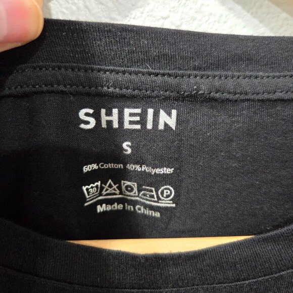 Shein Mens Black Graphic Tee with White Rose Print Nature Blossom Design Size S - Picture 3 of 6